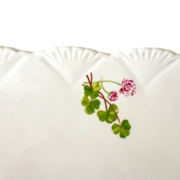 Y2K Shamrock/Clover Design Scalloped Sandwich / Desert Tray By Julia Minasian - Picture 7 of 14